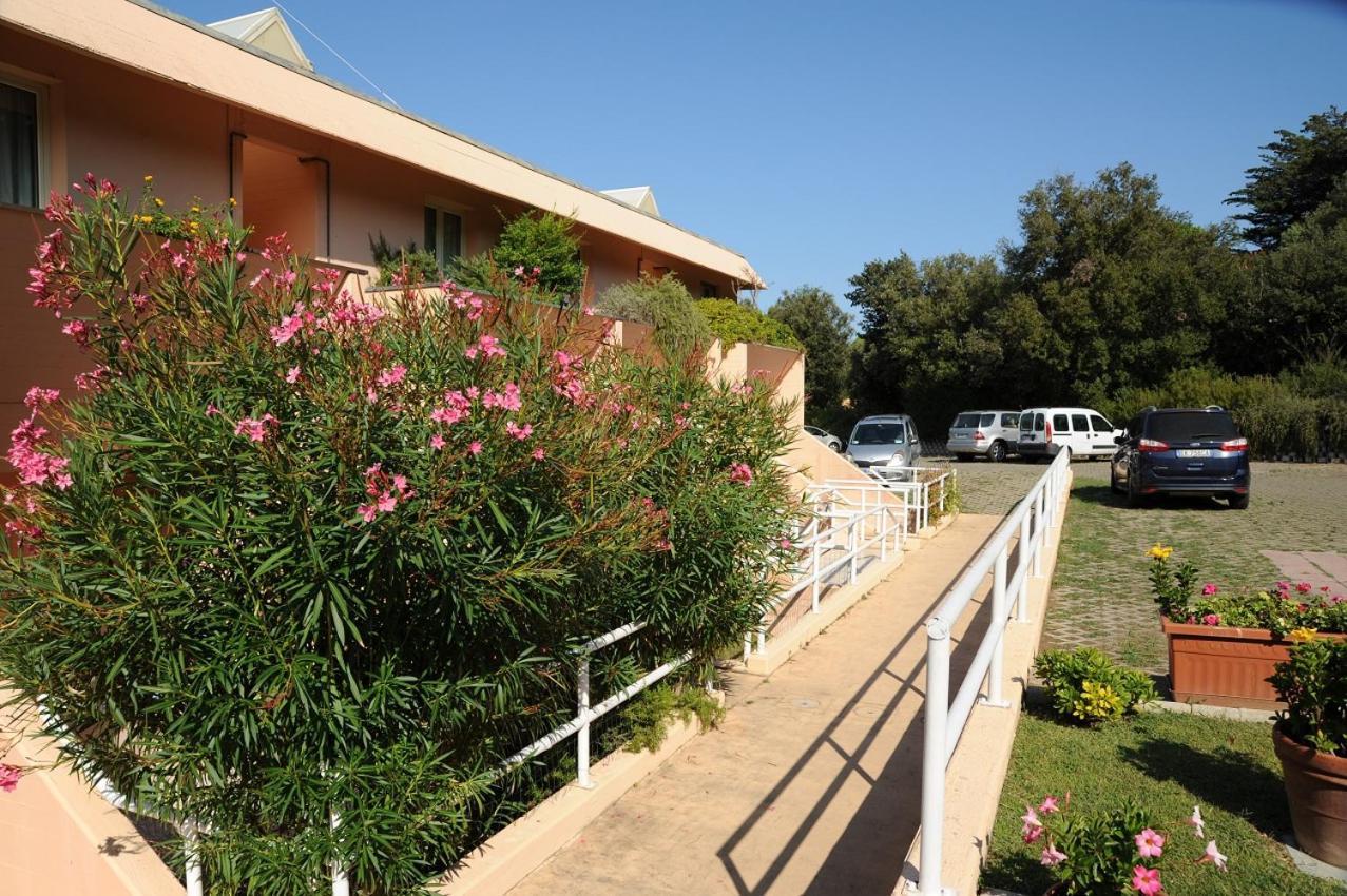 Residence Rex Lo Scoglietto Punta Ala Exterior photo